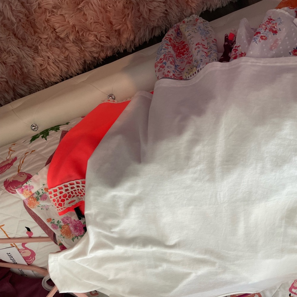 Ladies T-shirt with bling smoke-free home only worn once
